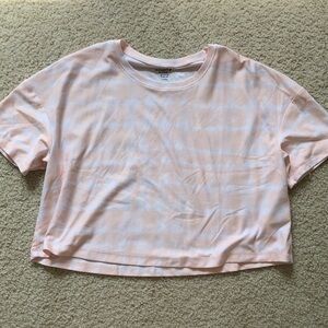 Light pink/orange tie dye cropped t-shirt moisture wicking